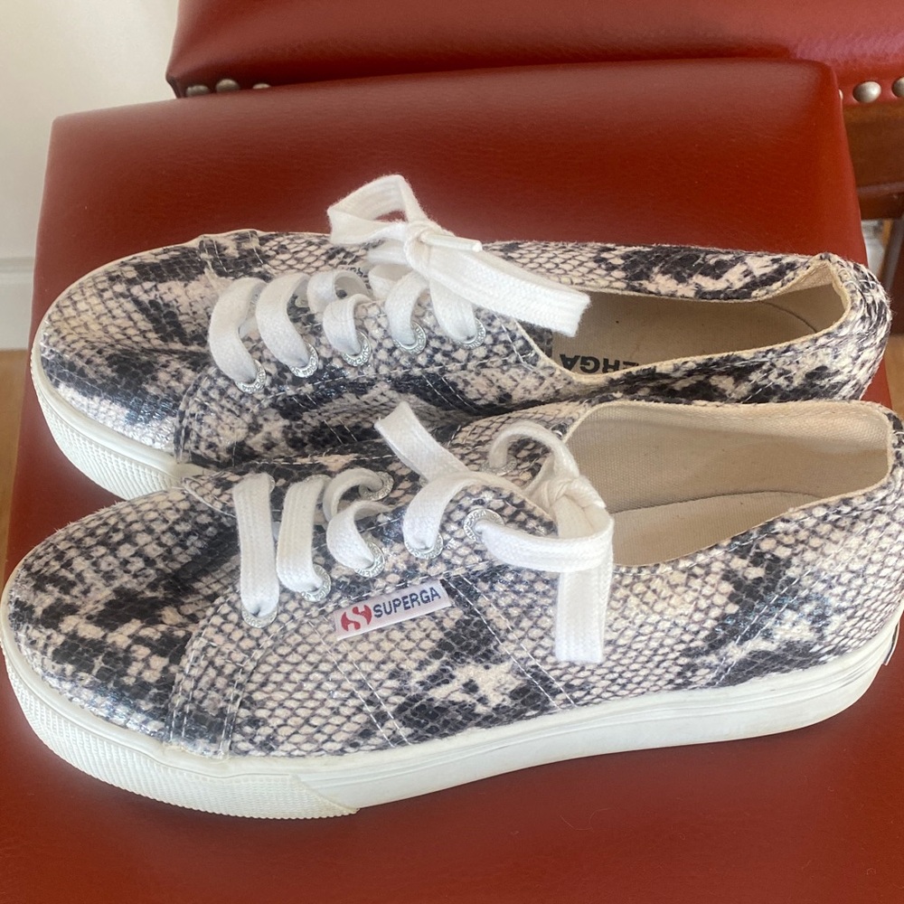 Superga Black and White Snake Pattern Sneakers Size 5. Worn only a few time.